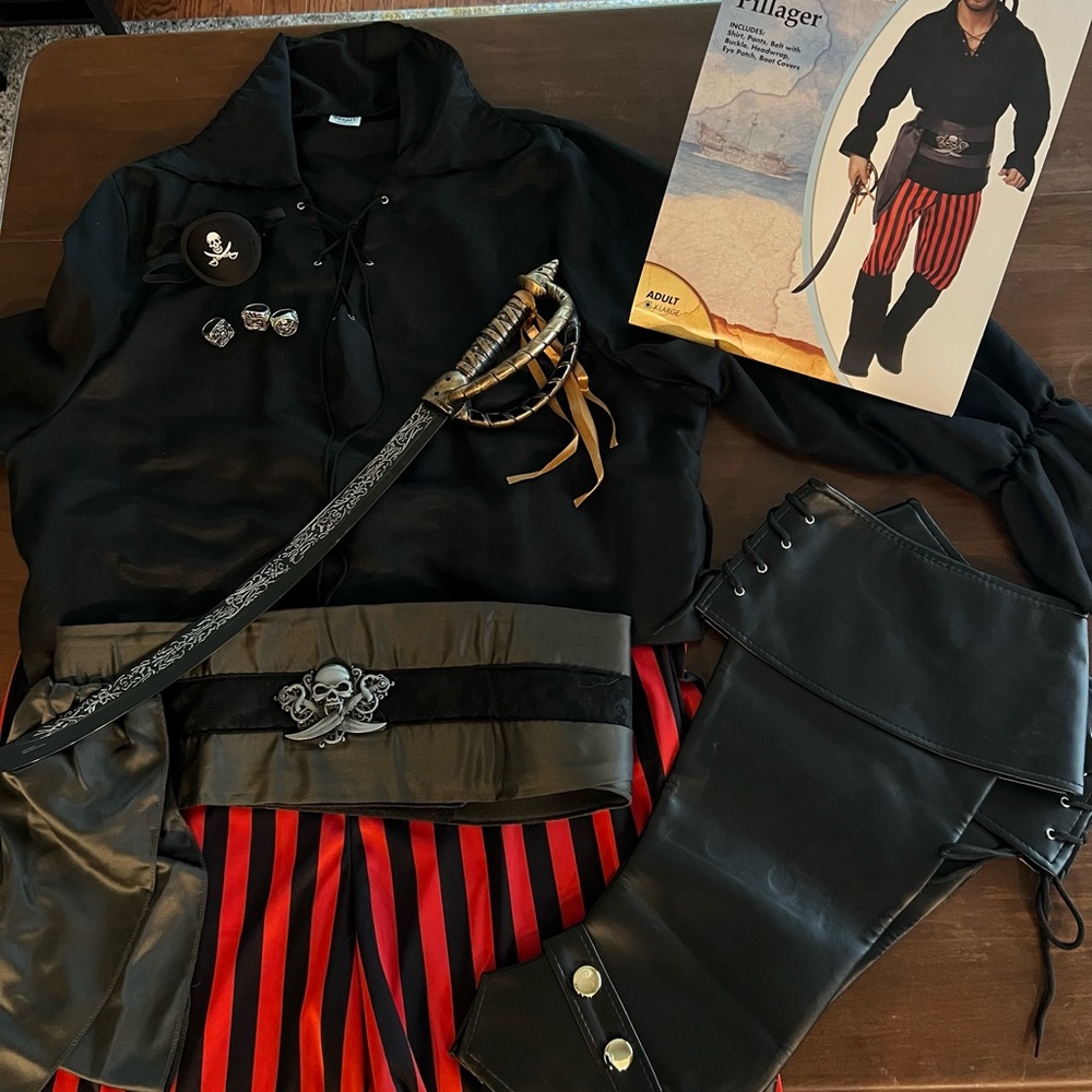 Adult Men’s Pirate Costume XL - Red and Black - Picture 2 of 9